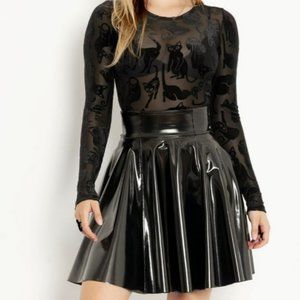 NWT Limited Edition Blackmilk Burned Velvet Cat Top